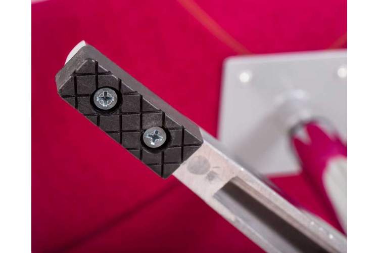 Кресло дизайнерское DOBRIN SWAN, бордо ткань AF5, алюминиевое основание-9