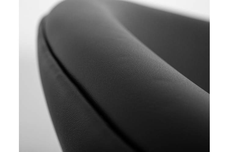 Набор 2 шт Кресло дизайнерское DOBRIN EMILY, черный винил YP16, золотое основания-7