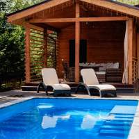 Комплект пластиковых шезлонгов MARK антрацитовых (с матрасом)