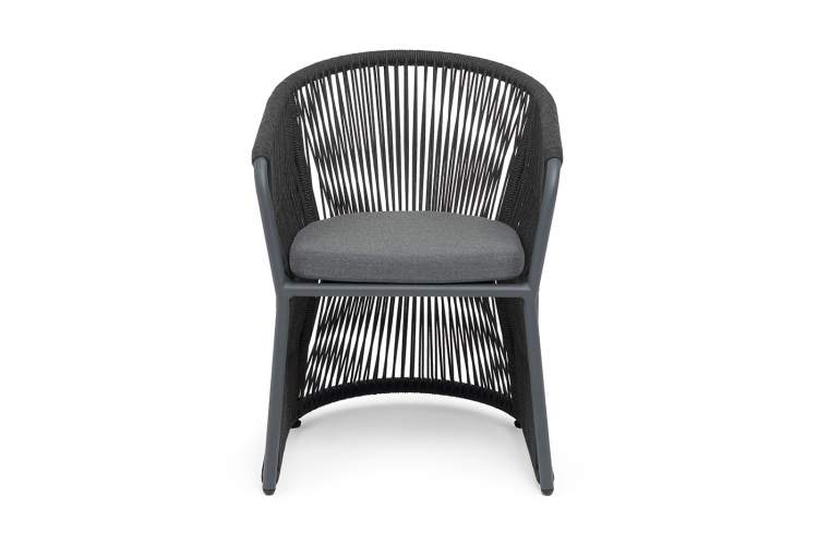 "Романо" стул плетеный из роупа, каркас алюминий темно-серый (RAL7024) муар, роуп темно-серый круглый, ткань темно-серая 027-1