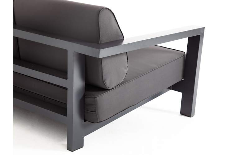 "Гранада" диван 3-местный, каркас алюминий темно-серый (RAL7024) муар, ткань темно-серая 027-3