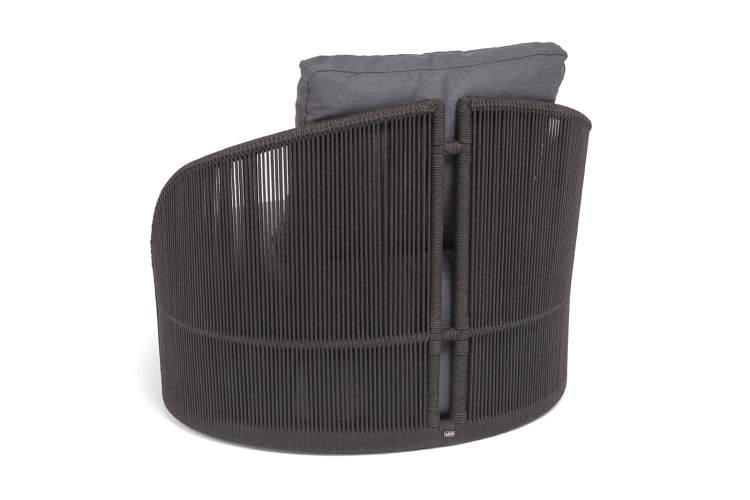 "Монтелла" кресло плетеное из роупа, каркас алюминий темно-серый (RAL7024) муар, роуп темно-серый круглый, ткань темно-серая 027-4