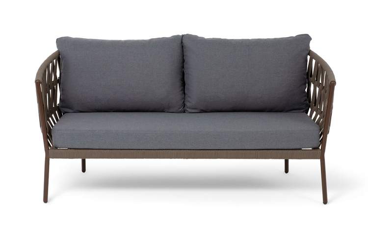 "Диего" диван 2-местный плетеный из роупа, каркас алюминий коричневый (RAL8016) муар, роуп коричневый круглый, ткань темно-серая 027-1