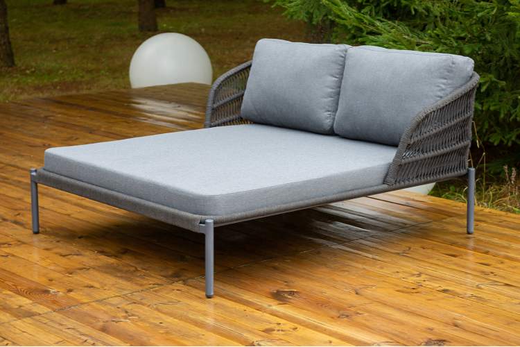 "Позитано" лежак плетеный из роупа, каркас алюминий темно-серый (RAL7024) муар, роуп темно-серый круглый, ткань темно-серая 027-2