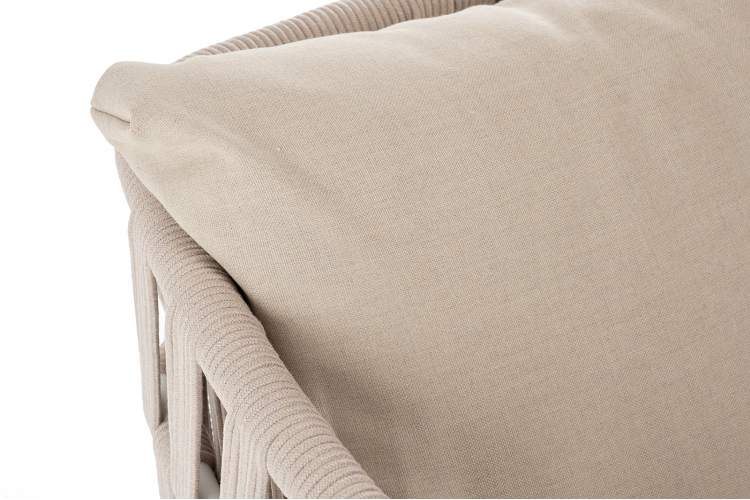 "Диего" кресло плетеное из роупа, каркас алюминий белый муар, роуп бежевый круглый, ткань бежевая 052-4