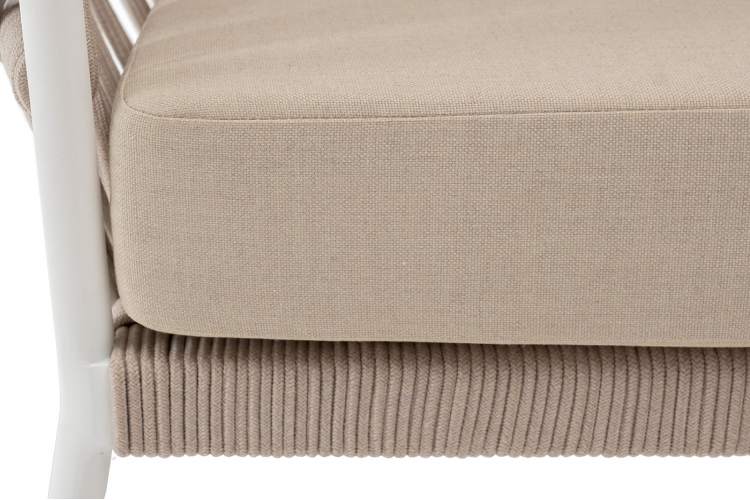 "Диего" кресло плетеное из роупа, каркас алюминий белый муар, роуп бежевый круглый, ткань бежевая 052-5