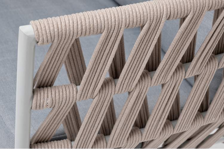 "Диего" кресло плетеное из роупа, каркас алюминий светло-серый (RAL7035) муар, роуп бежевый круглый, ткань светло-серая-4