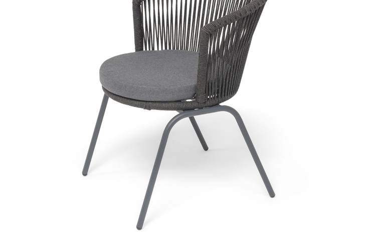 "Люксембург" стул плетеный из роупа, каркас из стали темно-серый (RAL7024) муар, роуп темно-серый круглый, ткань темно-серая 027-5
