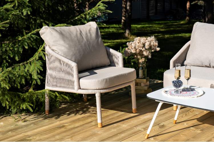 "Верона" кресло плетеное из роупа, каркас алюминий белый муар, роуп бежевый круглый, ткань бежевая 15052-7