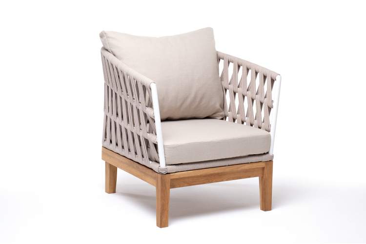 "Диего" кресло плетеное из роупа, основание дуб, каркас алюминий светло-серый (RAL7035) шагрень, роуп бежевый круглый, ткань бежевая 15052-2