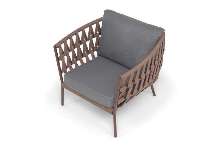 "Диего" кресло плетеное из роупа, каркас алюминий коричневый (RAL8016) муар, роуп коричневый круглый, ткань темно-серая 027-3