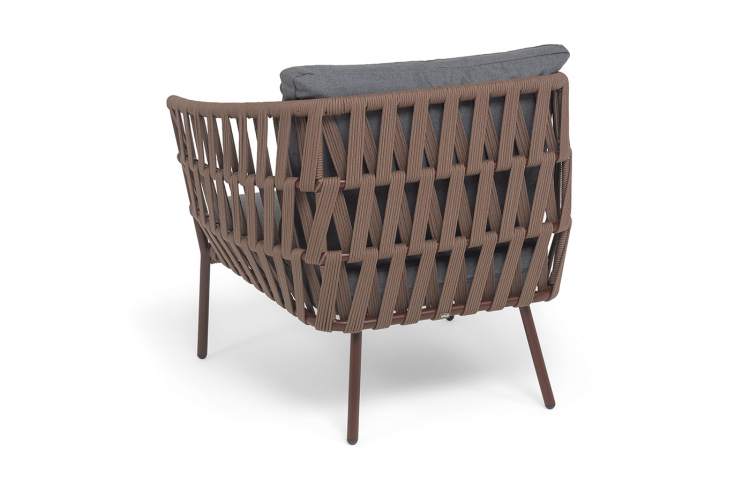 "Диего" кресло плетеное из роупа, каркас алюминий коричневый (RAL8016) муар, роуп коричневый круглый, ткань темно-серая 027-4