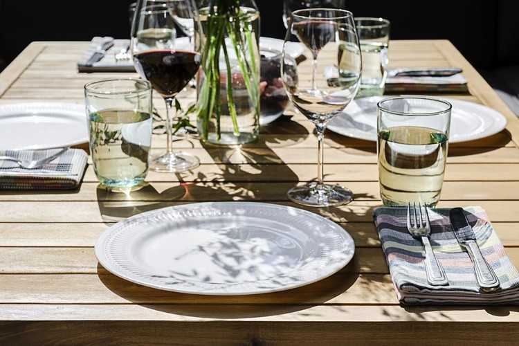 Кофейный стол из акации BOOKA Joygarden-2