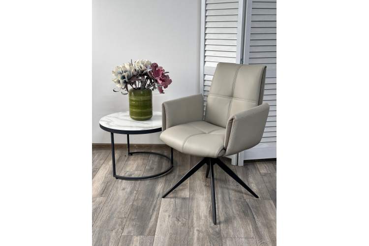 Стул STIG 360 град. поворот. HF017-11 / HF017-12 Бежевый, экокожа / Черный каркас, ®DISAUR