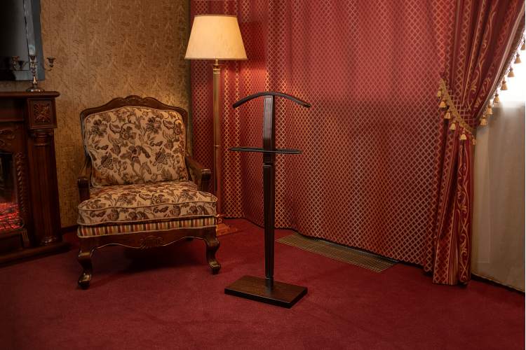 Вешалка костюмная Васко В 70 темно-коричневый/патина-9