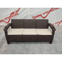 Трехместный диван Yalta Sofa 3 Seat без подушек