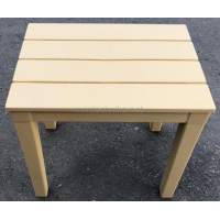 Стол для шезлонга бежевый