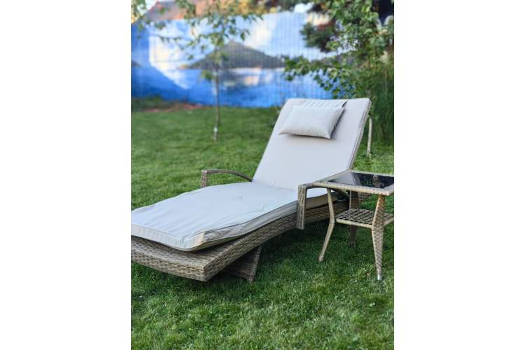 Комплект мебели из искусственного ротанга МАРА “MARA” Greige , шезлонг с подлокотниками и столик-7
