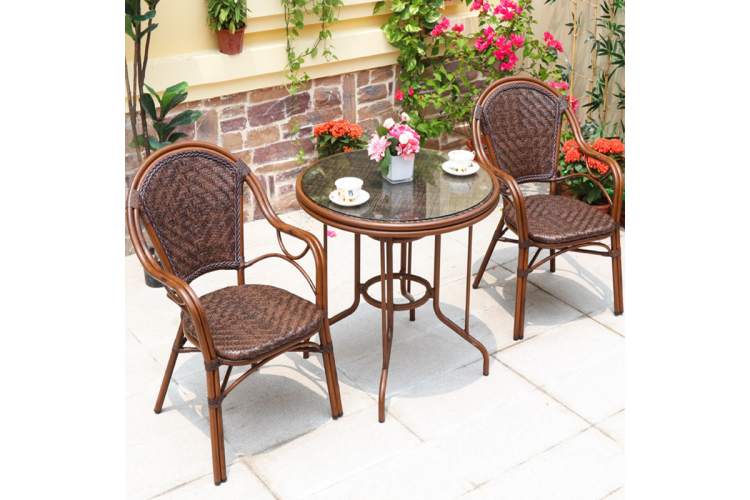 Обеденная мебель из алюминия/ротанг столD80 БАМБУК + 2 кресла БАМБУК-1