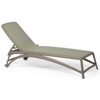 Шезлонг-лежак пластиковый Atlantico Nardi тортора, агава