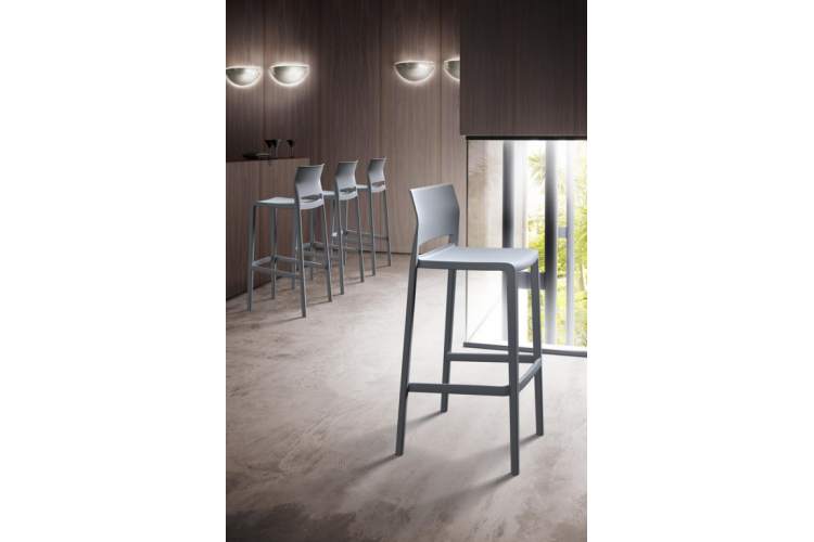 Стул пластиковый полубарный Bakhita 66 Gaber серый-5