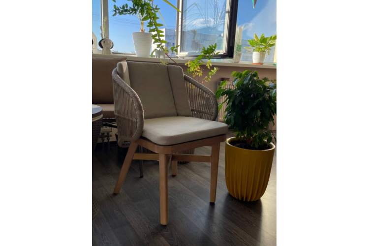 Кресло обеденное деревянное с подушками Mali Tagliamento натуральный-2