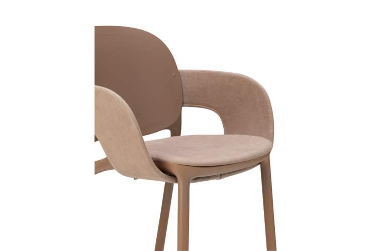 Кресло пластиковое с обивкой Hug Scab Design карамельный-5