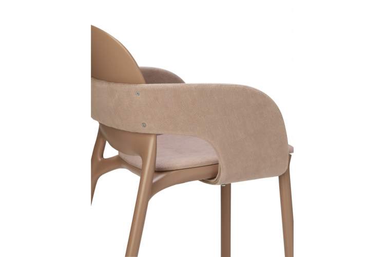 Кресло пластиковое с обивкой Hug Scab Design карамельный-6