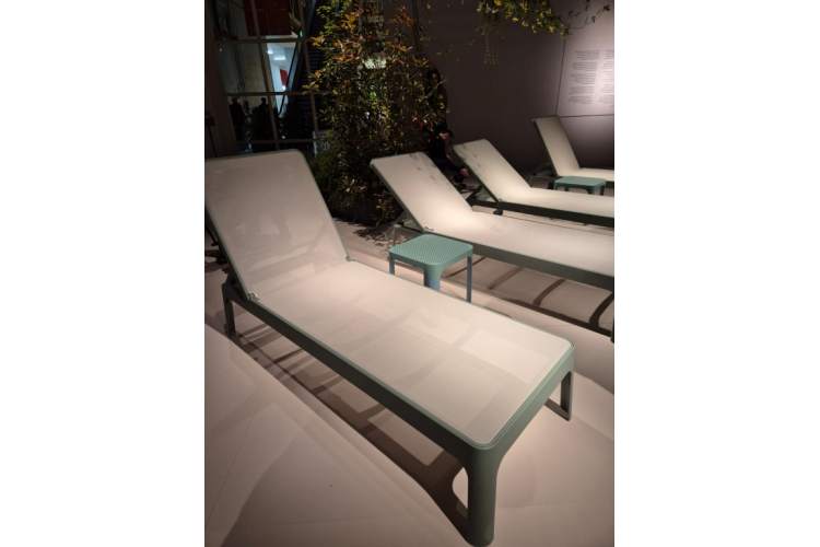 Шезлонг-лежак пластиковый Plano Nardi мятный-8