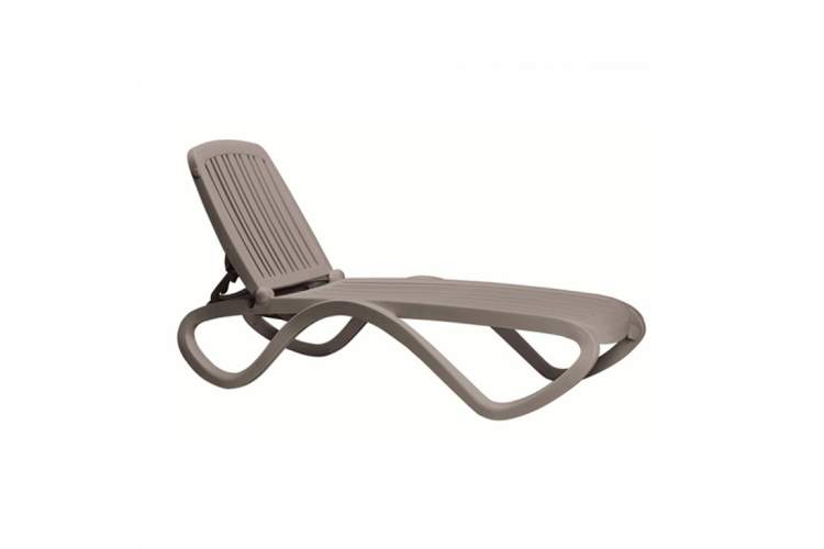 Шезлонг-лежак пластиковый Tropico Nardi белый-6