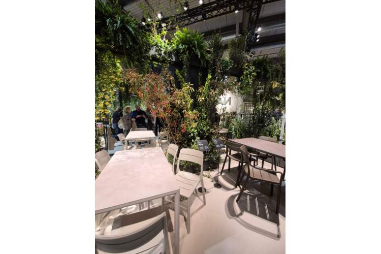 Стул пластиковый Cassia Bistrot Nardi бежевый-5