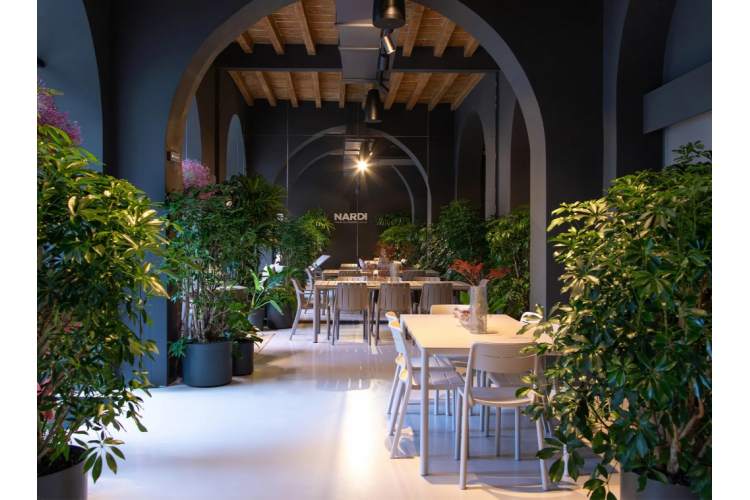 Стул пластиковый Cassia Bistrot Nardi бежевый-4