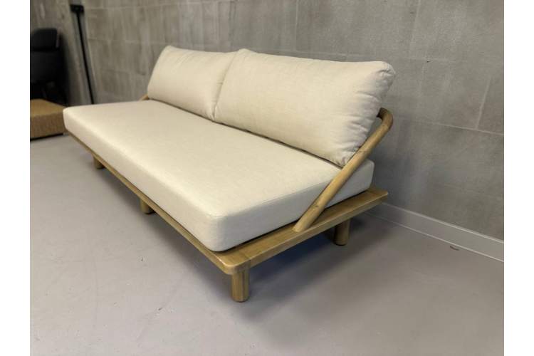 Диван деревянный трехместный с подушками Denmark Tagliamento натуральный, льняной бежевый-7