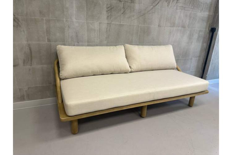 Диван деревянный трехместный с подушками Denmark Tagliamento натуральный, льняной бежевый-4