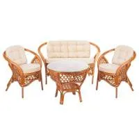 Из натурального ротанга