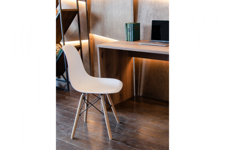 Пластиковый стул Eames PC-015 белый-3