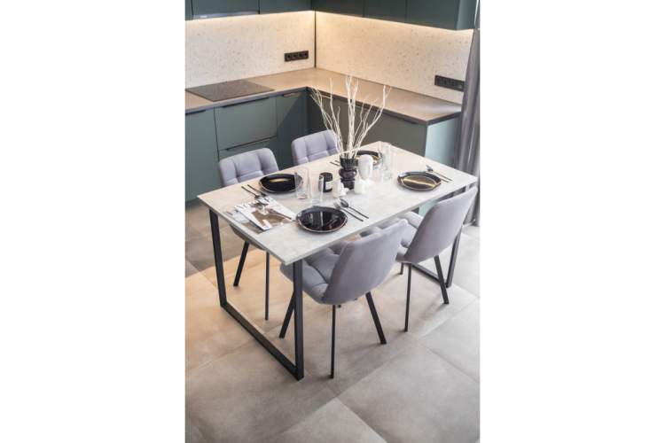 Стол деревянный Лиман 140 х 80 бетон светлый / черный матовый-1