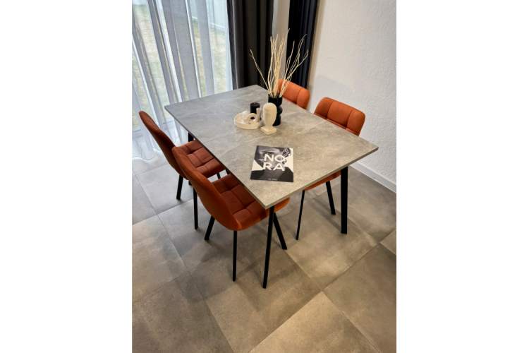 Стол деревянный Кортни 117 (157) x 77 бетон светлый / черный матовый-14