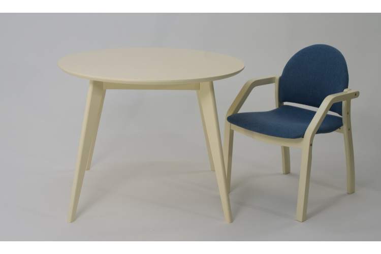 Стол Сканди К 90 слоновая кость со стульями Джуно слоновая кость рогожка синий-2