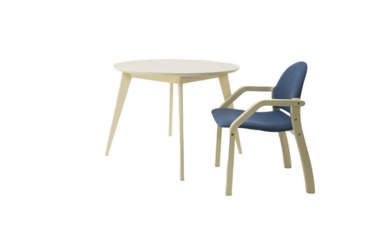 Стол Сканди К 100 слоновая кость со стульями Джуно слоновая кость рогожка синий