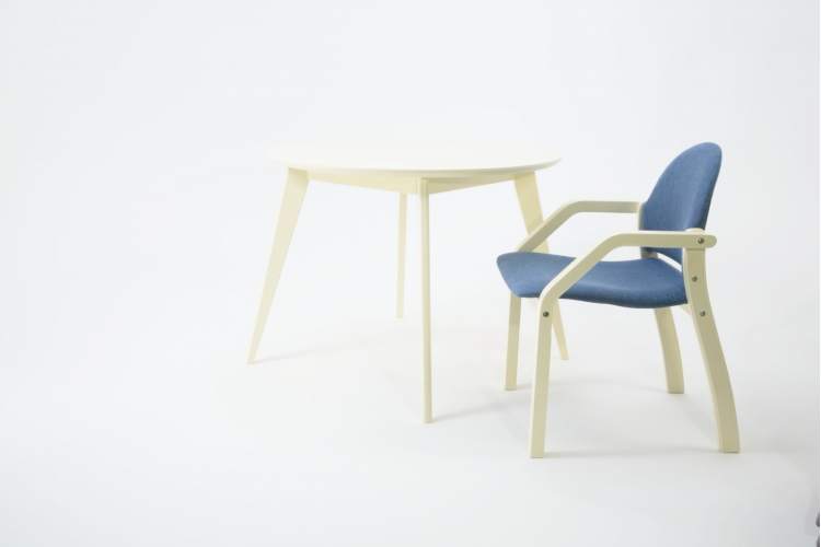 Стол Сканди М 100 слоновая кость со стульями Джуно слоновая кость рогожка синий-5