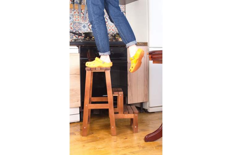 Табурет-стремянка Марк, Орех-3