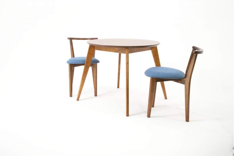 Стол Сканди К 90 орех со стульями Франк орех рогожка синий