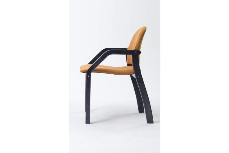 Стул-кресло Джуно 2.0 чёрный/карри-1